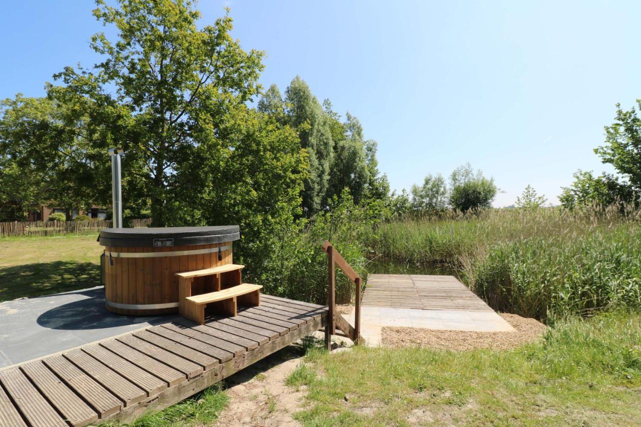 Hof Nieuwerkerk Chalet 2 Arnemuiden Buitenkant foto